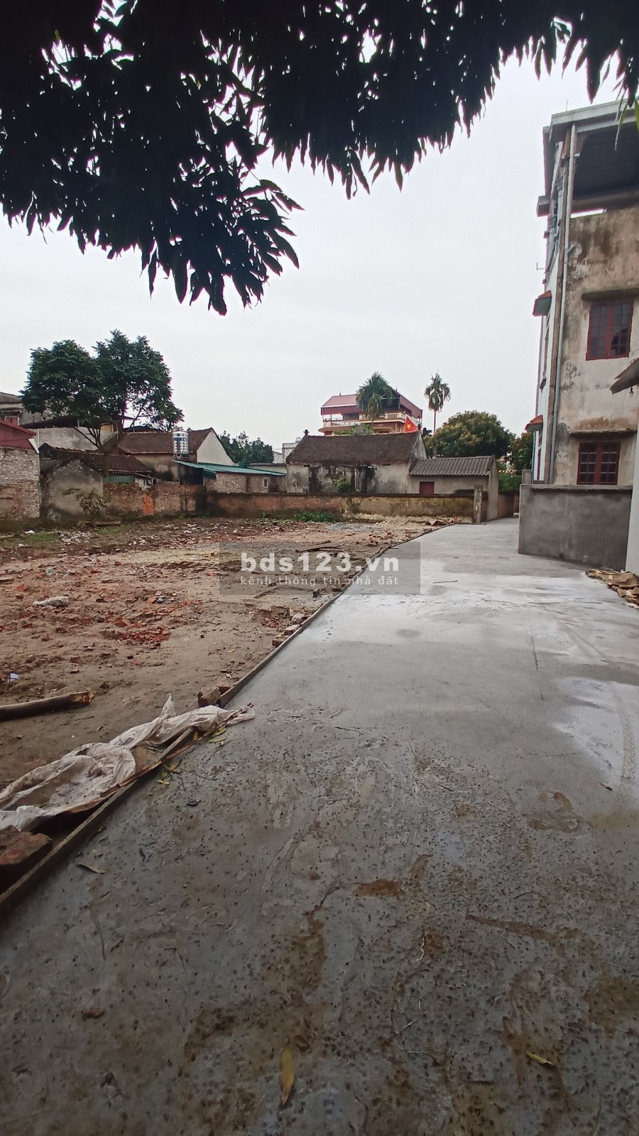 Đất Chỉ Đạo giá đầu tư 60m2, cực kỳ đẹp, ô tô vào, giá công nhân. lh 0835459289