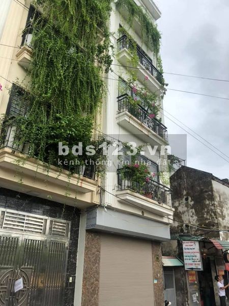 Siêu Hiếm, không có căn thứ 2 Nội Đô oto vào nhà 42m2*4T Dương Văn Bé nhỉnh 3 tỷ