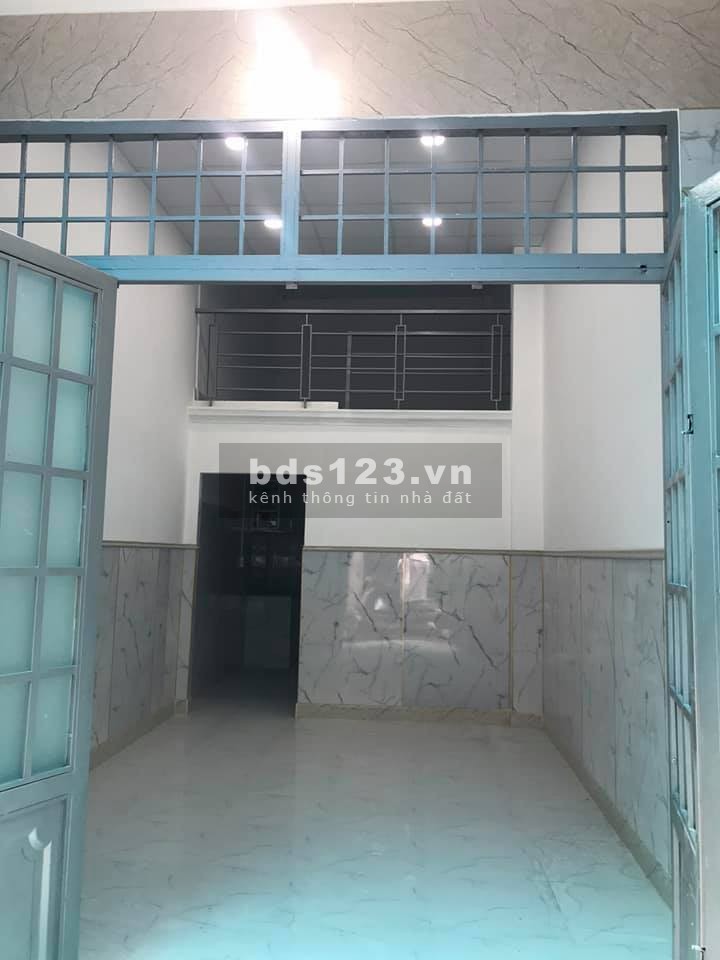 Chính chủ bán nhà Đồng Đen, quận Tân Bình, 32m2 gía 3 tỷ 5.