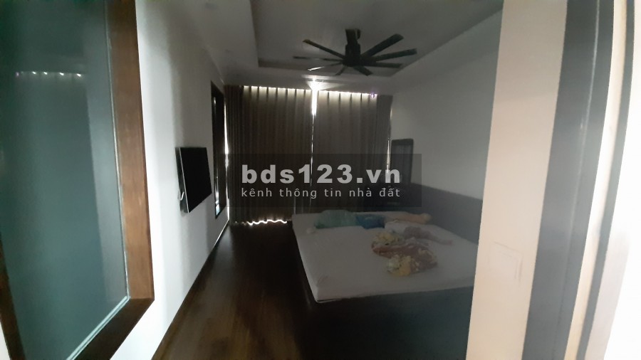 Bán gấp trong tuần căn góc 120m2, 3 ngủ, ban công ĐN Imperia Garden, giá 4.9 tỷ