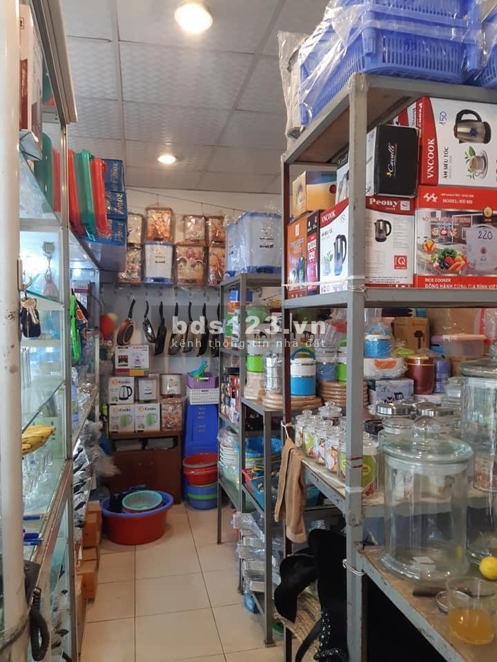 BÁN MẶT PHỐ CẦU GIẤY 60M MẶT TIỀN 9M VỈA HÈ 17TỶ4 0978439490