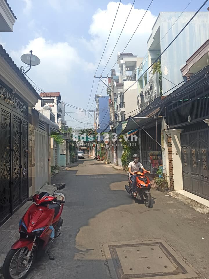 (Gò Vấp)Nhà bán cực gấp, hẻm 5m thông Lê Hoàng Phái, dt 55m2, 3 lầu chỉ 5.25 tỷ