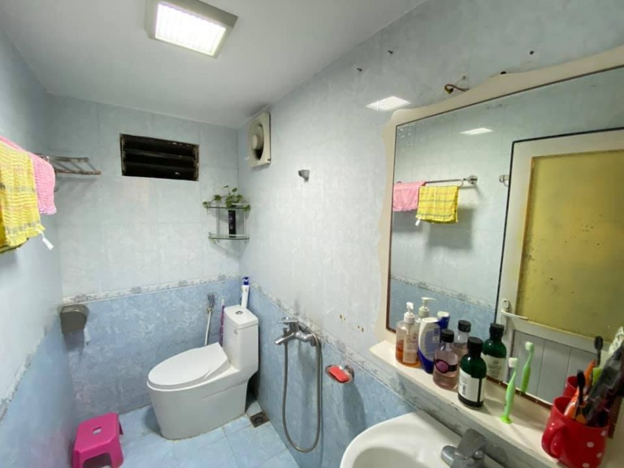 Bán Nhà 4 Tầng, Khâm Thiên, Đống Đa, Kinh Doanh, Ngõ Thông, DT 42m2, MT 4,5m.