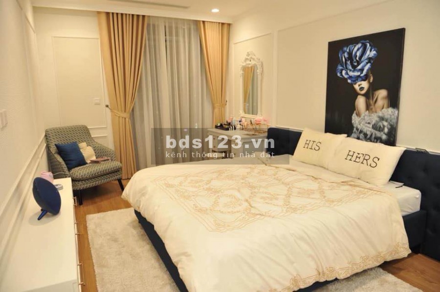 Chính chủ cần bán căn R2 Royal city 109m giá 4.250 tỷ bao phí full đồ