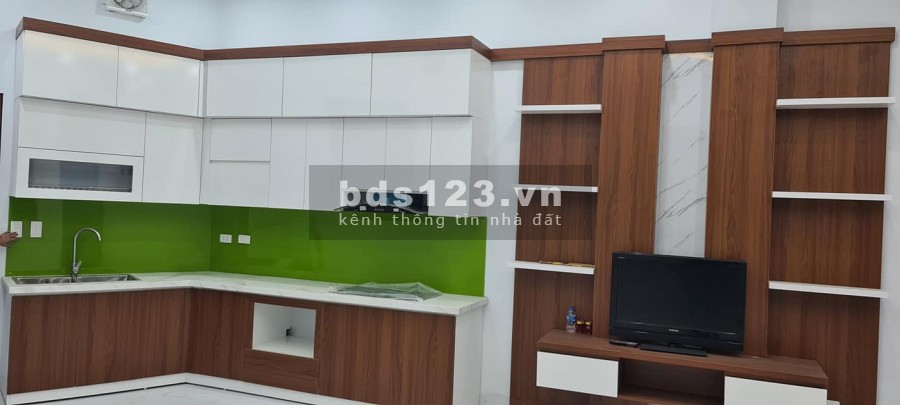 Bán nhà Cầu Giấy, phân lô quân đội, Ô tô qua, DT 50m2x5T, giá 4.8 tỷ. LH0968987854