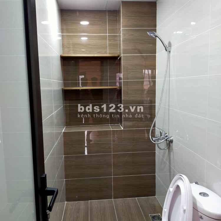 BÁN NHÀ Ở NGAY TẶNG NỘI THẤT CƠ BẢN.