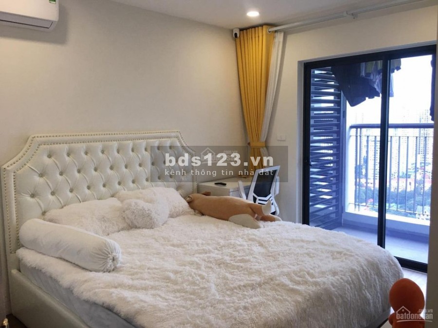 Chính chủ cần bán căn R2 Royal city 109m giá 4.250 tỷ bao phí full đồ
