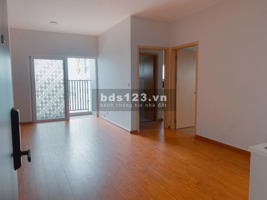 Cho thuê căn hộ chung cư 2 pn, 2 wc sạch đẹp có hồ bơi