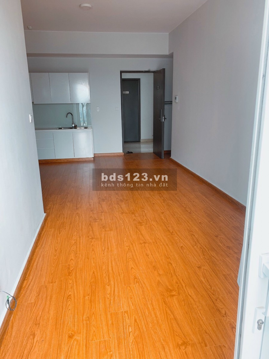 Cho thuê căn hộ chung cư 2 pn, 2 wc sạch đẹp có hồ bơi