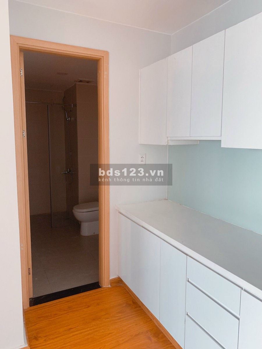 Cho thuê căn hộ chung cư 2 pn, 2 wc sạch đẹp có hồ bơi