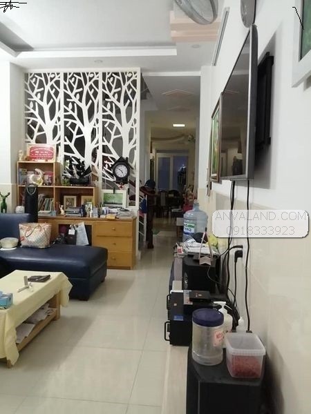 Chia tài sản gấp, Mặt Tiền Nguyễn Tri Phương, Phường 6, Quận 10, 4X13=52m2, 2 Tầng, 18 Tỷ