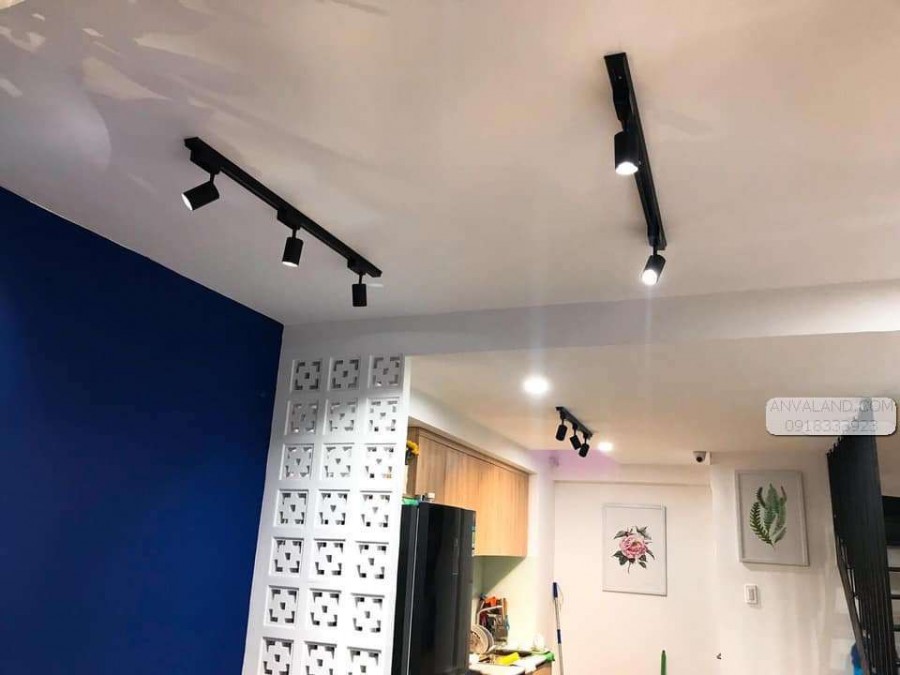 Chia tài sản gấp, Mặt Tiền Nguyễn Tri Phương, Phường 6, Quận 10, 4X13=52m2, 2 Tầng, 18 Tỷ