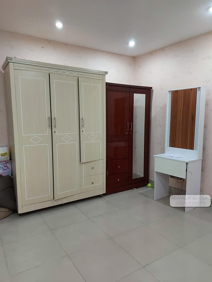 Chia tài sản gấp, Mặt Tiền Nguyễn Tri Phương, Phường 6, Quận 10, 4X13=52m2, 2 Tầng, 18 Tỷ