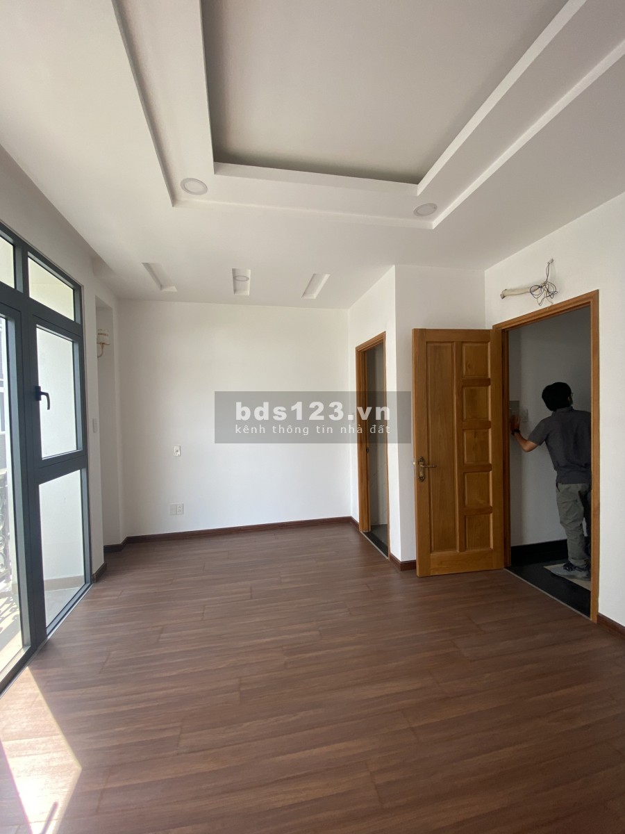 Nhà Mới Xây Bình Lợi 5x10 Trệt Lửng 3Lầu-ST Giá 22Tr/th