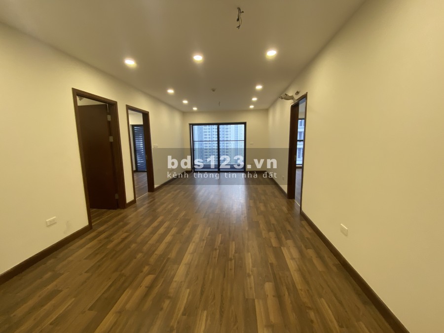 Bán gấp căn 3PN 139m2 tại Mỹ ĐÌnh hướng Ban công Đông Nam View đẹp thoáng mát