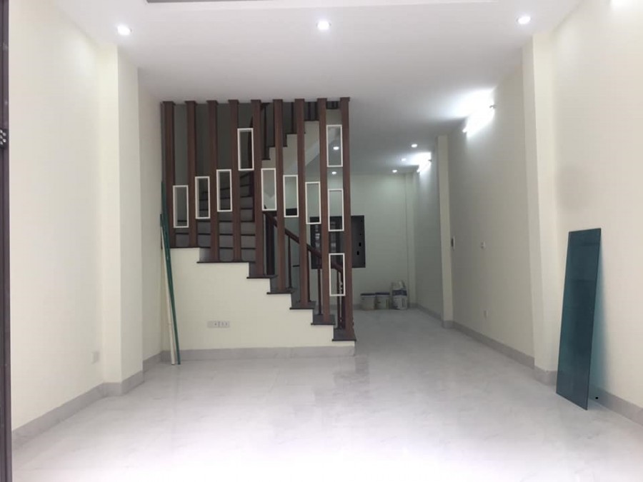BÁN NHÀ 46MX5T ÔTÔ ĐỖ CỬA GIÁ 3.95TỶ KIM GIANG