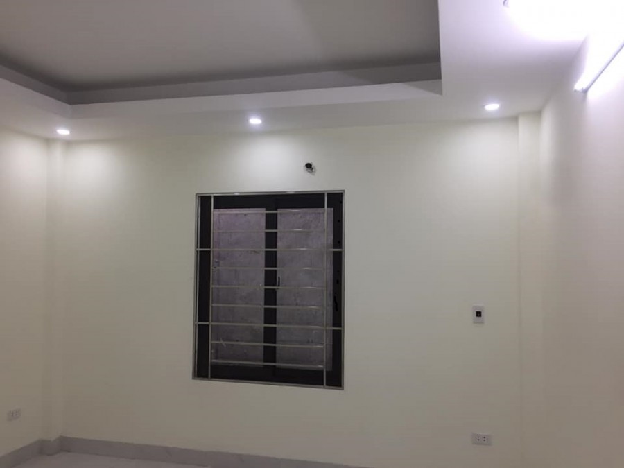 BÁN NHÀ 46MX5T ÔTÔ ĐỖ CỬA GIÁ 3.95TỶ KIM GIANG