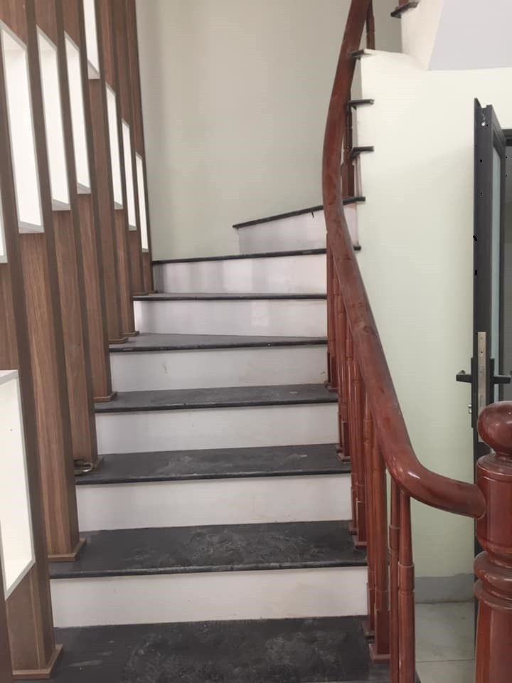 BÁN NHÀ 46MX5T ÔTÔ ĐỖ CỬA GIÁ 3.95TỶ KIM GIANG