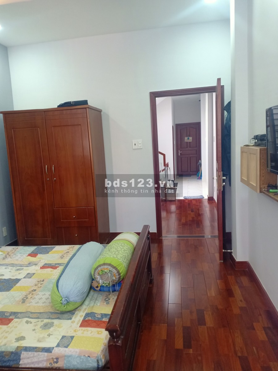 (Gò Vấp)Nhà bán cực gấp, hẻm 5m thông Lê Hoàng Phái, dt 55m2, 3 lầu chỉ 5.25 tỷ