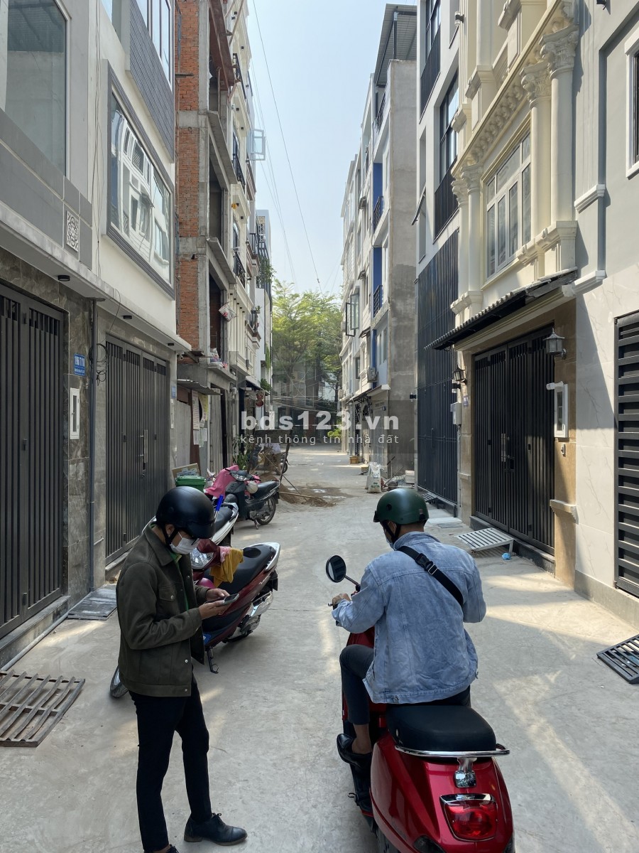 Nhà Mới Xây Bình Lợi 5x10 Trệt Lửng 3Lầu-ST Giá 22Tr/th