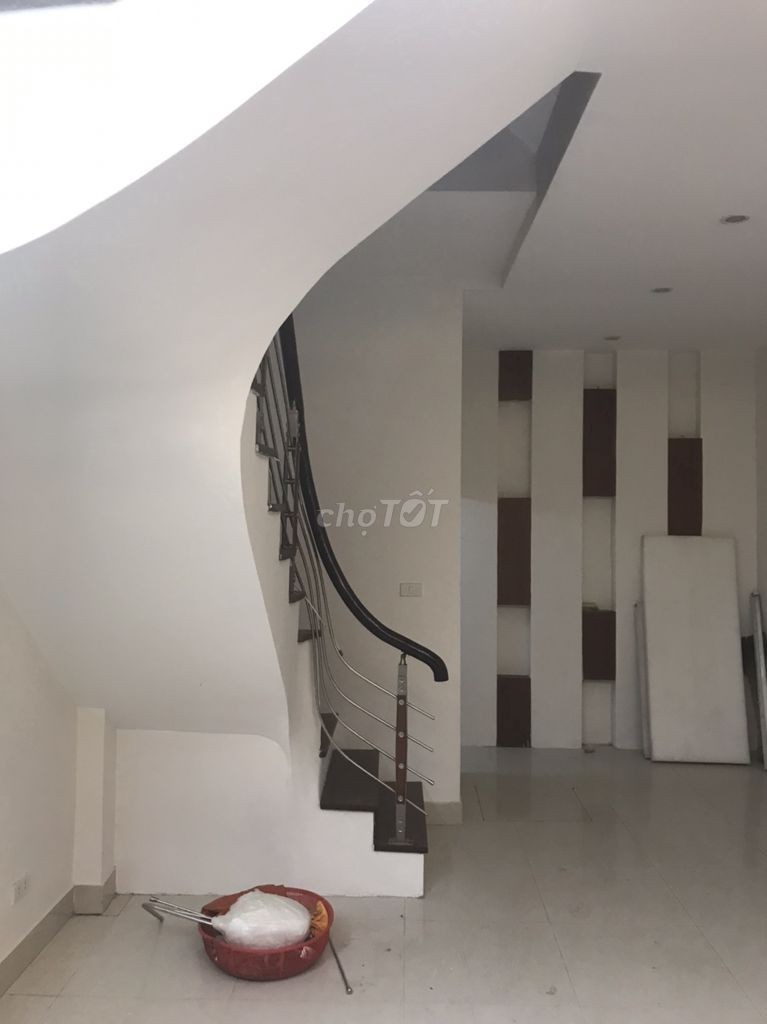 Chính chủ cho thuê nhà 3 tầng tại đường Kim Giang, Phường Đại Kim, Quận Hoàng Mai, Hà Nội