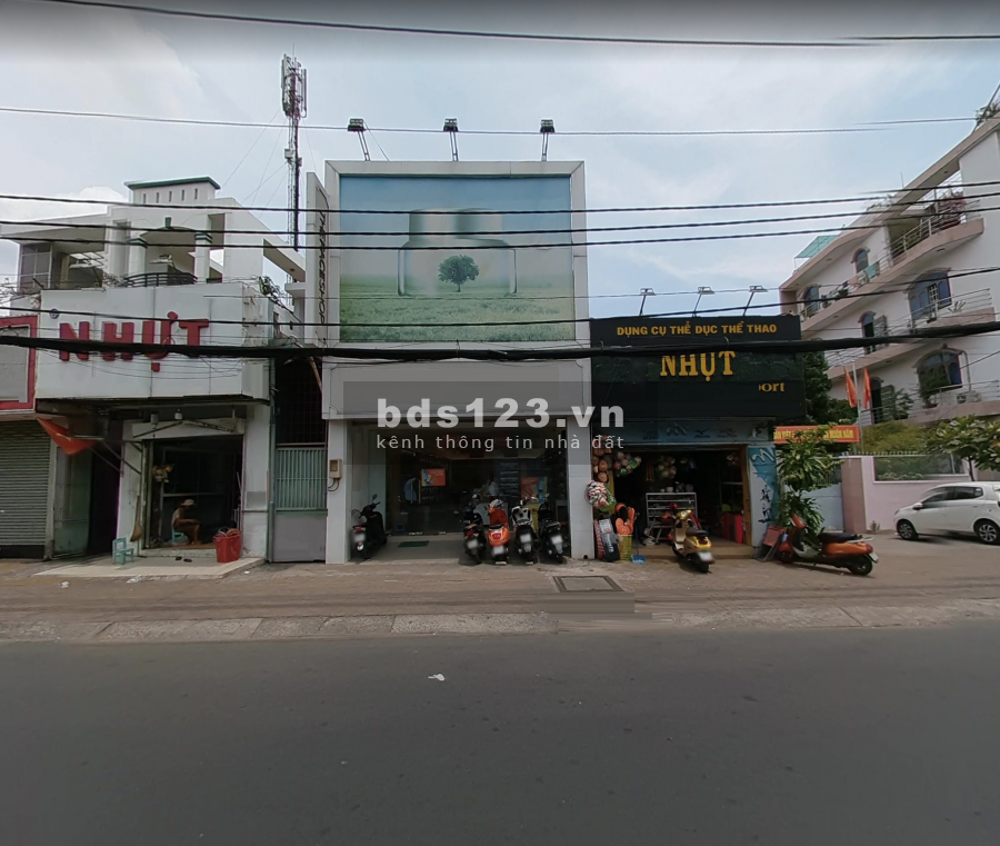 Cho Thuê Nhà Mặt Tiền Quận 6. DT: 4 x 16 - thuận lợi kd