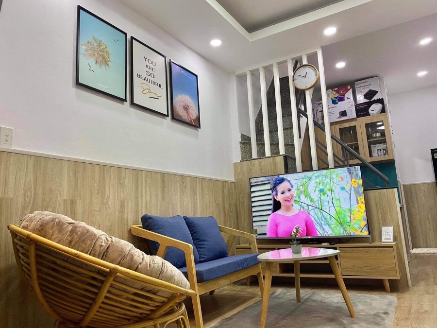 Hẻm xe hơi đua, căn hộ mini cao cấp,nội thất đầy đủ vào ở ngay, nhà Nguyễn Tư Giarn 21m2, giá 2.85 tỷ