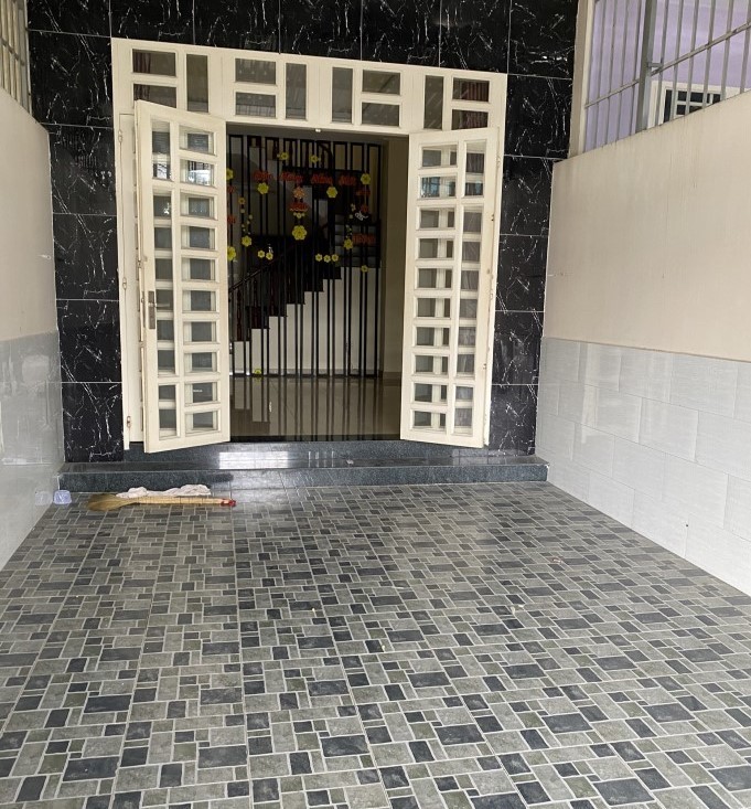 Cần bán gấp căn nhà Thủ Đức vừa hoàn thiện 1 trệt 2 lầu, Giá cực tốt