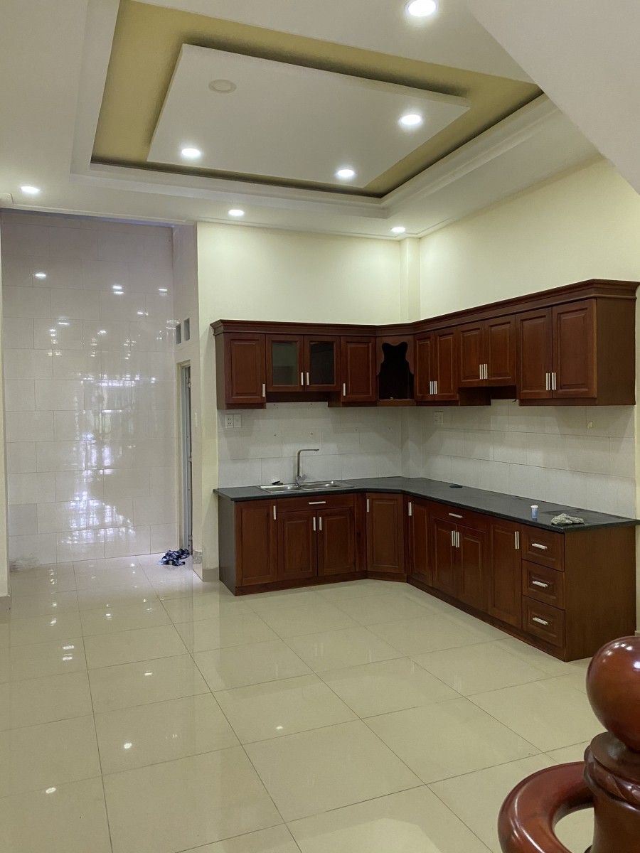 Cần bán gấp căn nhà Thủ Đức vừa hoàn thiện 1 trệt 2 lầu, Giá cực tốt