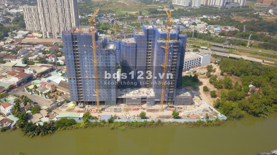 Cần tiền làm ăn, chính chủ bán căn hộ D’lusso view sông 74m2, tầng 8, 0914538498