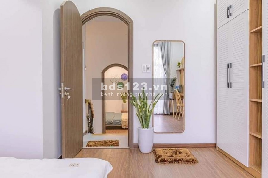 Bán nhà đường Cách Mạng Tháng 8 hẻm 5m, phường 5 Tân Bình, 80m2, 5 tấm giá 12 tỷ