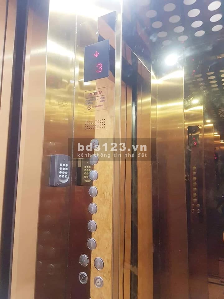 Bán nhà mặt phố kinh doanh sầm uất, thang máy, Khuất Duy Tiến, 52m2x7T, MT 5m, giá 16.5 tỷ CTL.