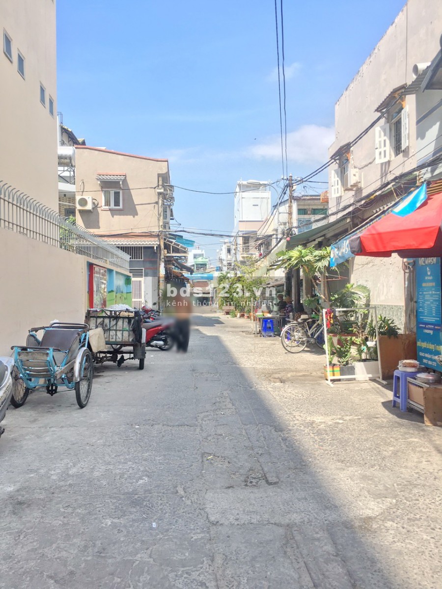 Bán nhà đẹp 2 lầu gần mặt tiền đường Hưng Phú Phường 10 Quận 8