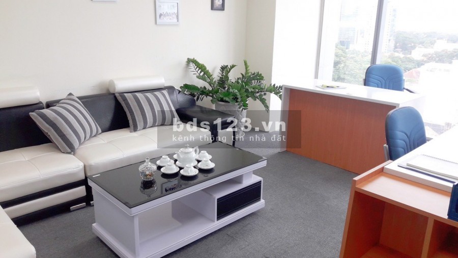 Siêu vị trí mặt tiền Nguyễn Tri Phương, P8, Q. 10, DT: 8x15m, trệt 2 lầu. Giá: 120tr/tháng