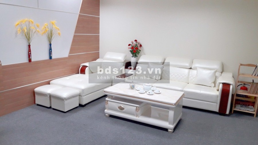 Siêu vị trí mặt tiền Nguyễn Tri Phương, P8, Q. 10, DT: 8x15m, trệt 2 lầu. Giá: 120tr/tháng