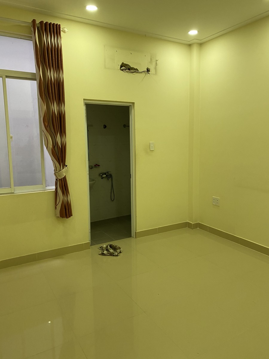 Cần bán gấp căn nhà Thủ Đức vừa hoàn thiện 1 trệt 2 lầu, Giá cực tốt