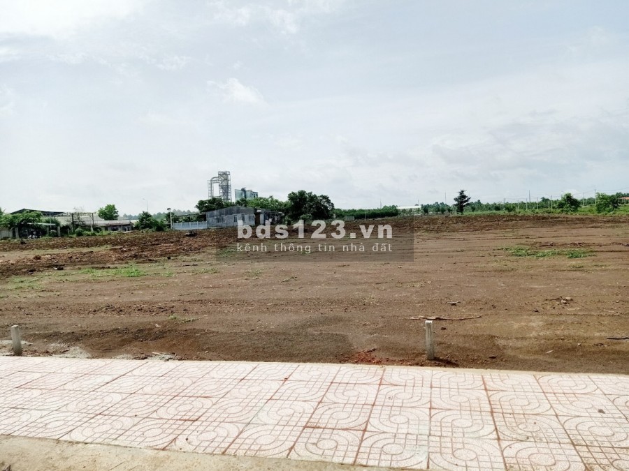 Bán đất nền tái định cư becamex, nằm mặt tiền đường Liên xã 4 kết nối vào KCN Becamex Đồng Phú