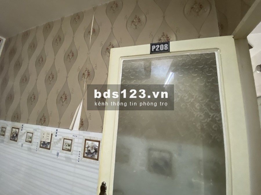 PHÒNG ĐẦY ĐỦ NỘI THẤT BAN CÔNG, MẶT TIỀN ĐƯỜNG, KHU DÂN CƯ ĐÔNG ĐÚC