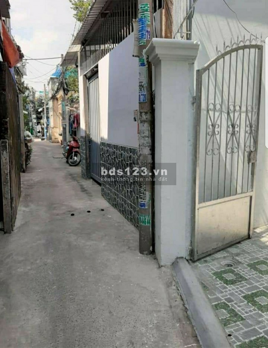 Nhà 3 phòng ngủ giá 8tr hẻm 198 Nguyễn Thị Thập, Quận 7
