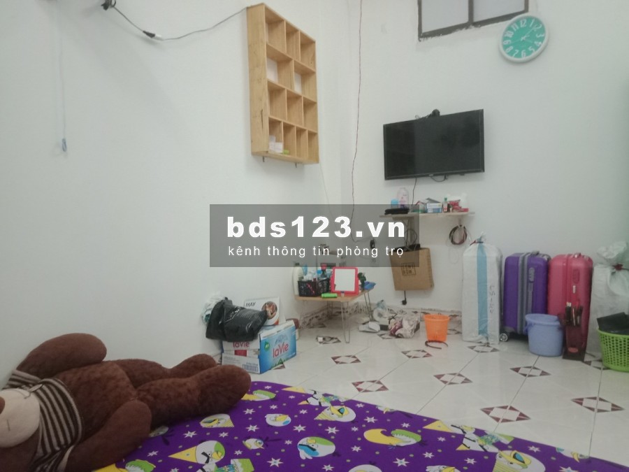PHÒNG BAN CÔNG ĐẸP, SẠCH SẼ MÁT MẺ NGAY CHẤN HƯNG- ĐẤT THÁNH