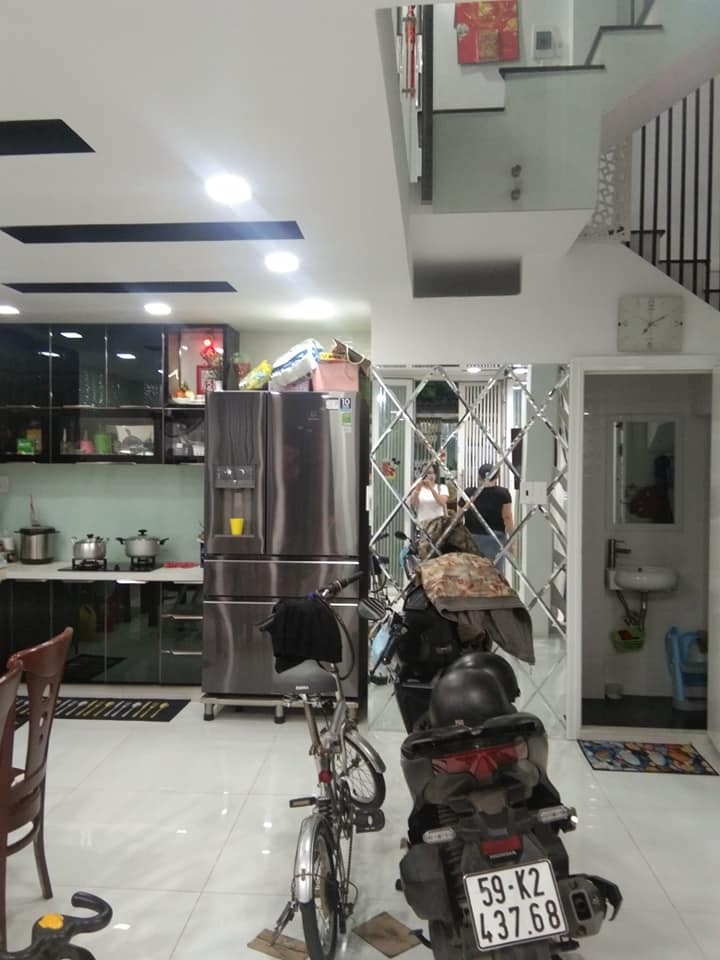 NHÀ PHÚ THỌ, AN NINH DÂN TRÍ 35M2 Q11 6 TỶ 9