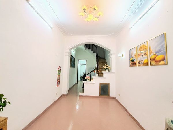 CầnBán nhanh siêu phẩm phân lô ô tô đỗ cửa phố Chùa Bộc DT 52m2 giá 6tỷ4