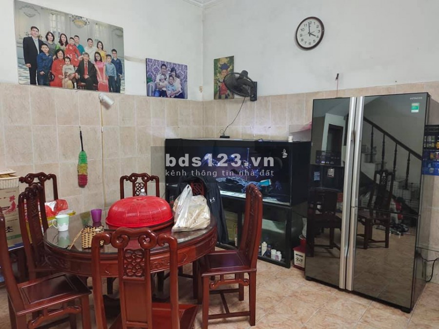 Bán nhà Đường Cầu Giấy, Kinh doanh siêu tốt, Lô góc, Ô tô, thông thoáng, 6.8 tỷ. LH: 0486 282 986.