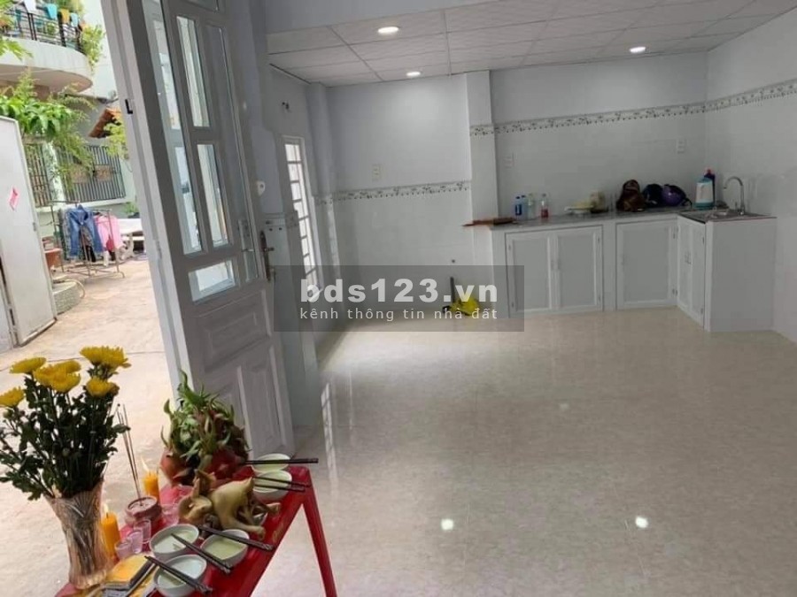 Bán nhà hẽm 154 Âu Cơ Phường 9 Quận Tân Bình 60m2 . Chỉ 4ty .Thương lượng.