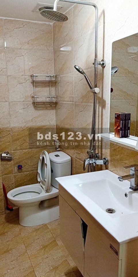 NHÀ LONG BIÊN, ÔTÔ ĐỖ CỬA, KINH DOANH TỐT, GIÁ 3 TỶ ĐÚNG