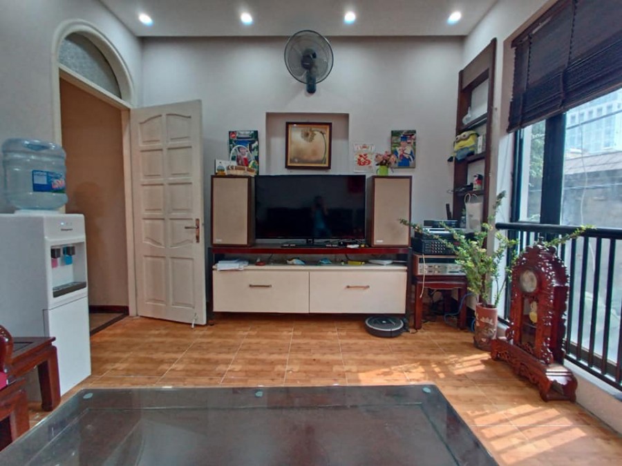 Bán nhà Quang Trung, Hà Đông.50m x5t.Mtien 4,5m. Giá 3,8 tỷ, chủ tự xây, tặng nội thất