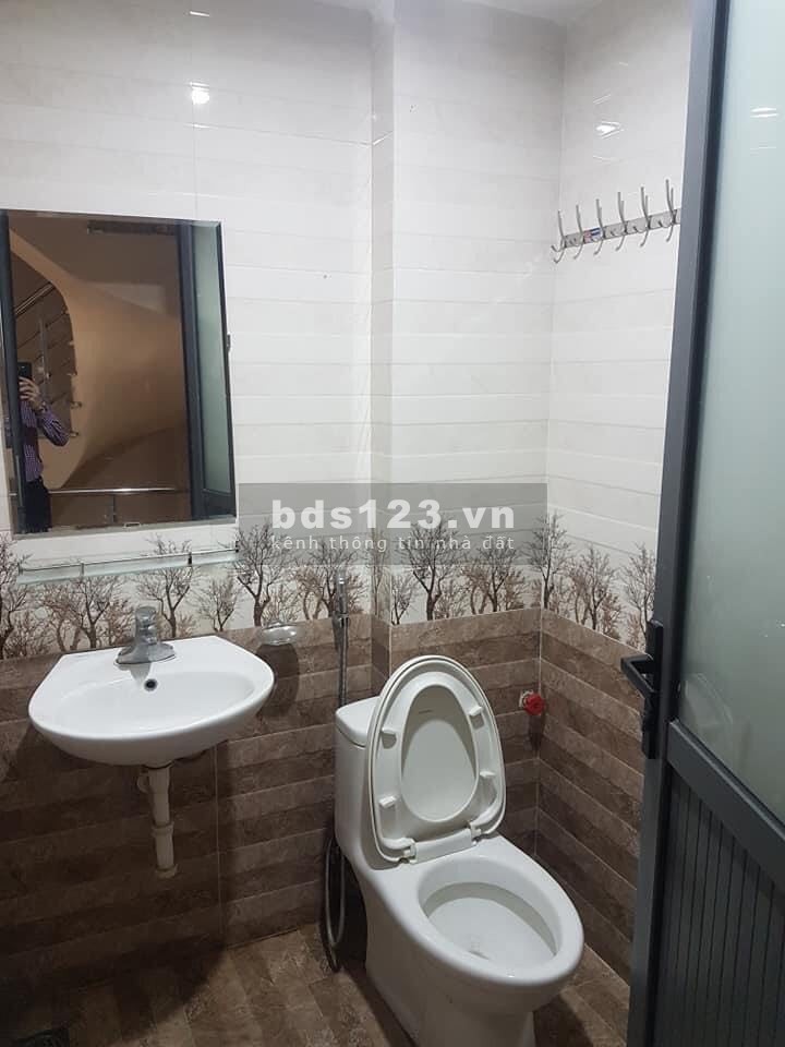 PHỐ YÊN LÃNG, ĐỐNG ĐA, ĐANG CHO THUÊ 60TR/THÁNG, S 55M, 7 TẦNG THANG MÁY, MẶT TIỀN 5M.18,5T