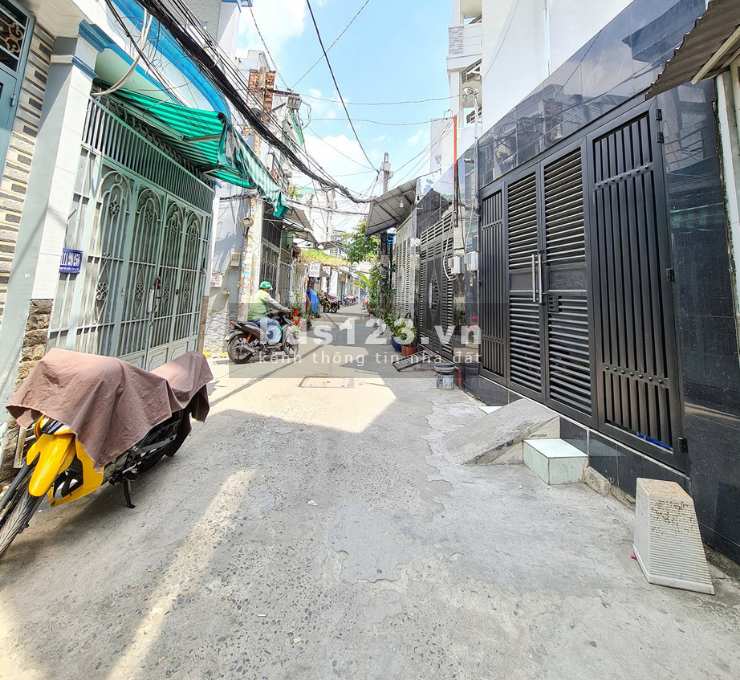 Bán nhà HXH Phạm Văn Chiêu,P.14,GV 36m2 2 tầng ở ngay 3.1 tỷ TL