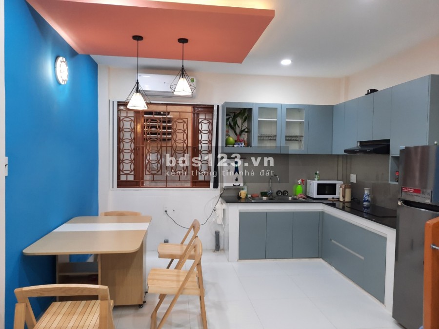 Bán nhà khu bắc rạch chiếc đẹp lắm, full nội thất, Plong A. Dt 40m2 1trệt 1lầu