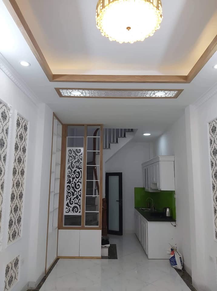 0-MẶT NGÕ VĨNH HƯNG Ô TÔ ĐỖ CỬA 4 TẦNG GIÁ 2.79 TỶ